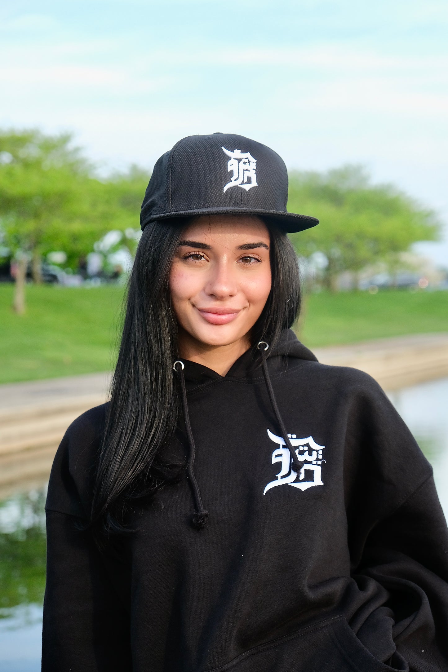 Detroit Arabic Calligraphy Hoodie - Onyx